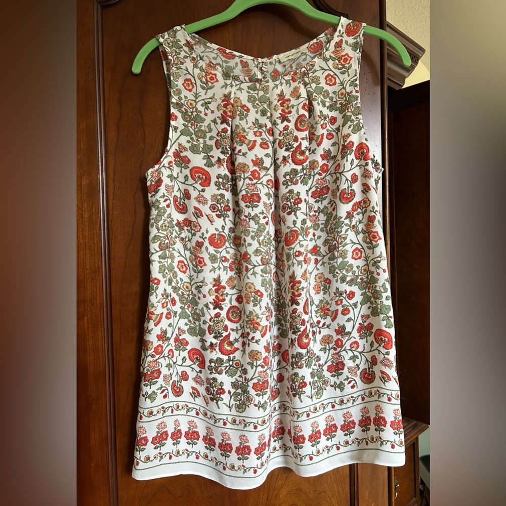 Max Studio Sleeveless Blouse sz S